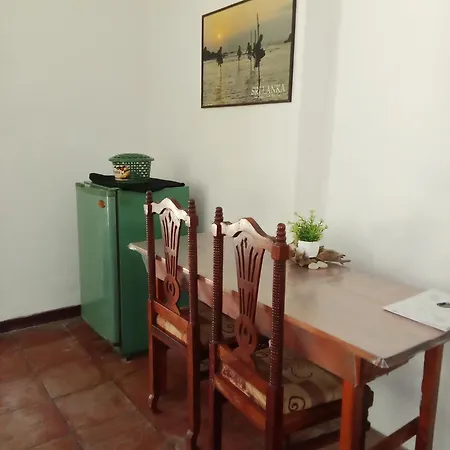 Minu Homestay Weligama Exterior photo